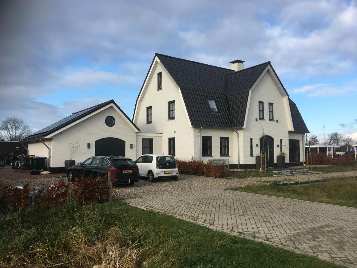 Slaapplaatsen 2-4 Personen Voor Bezoek Dtrh Beuningen  외부 사진